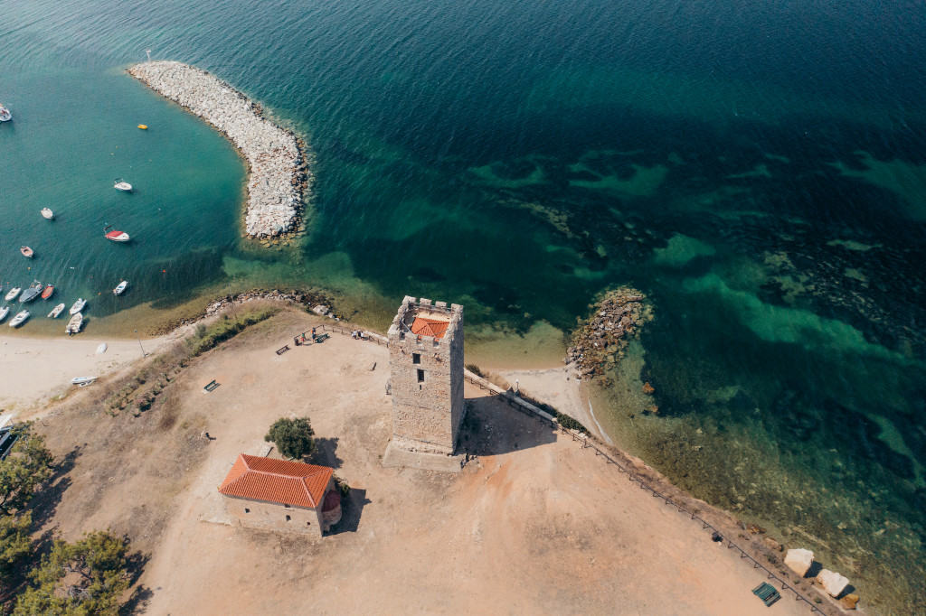 Airophoto of the Byzantine tower at Nea Fokea