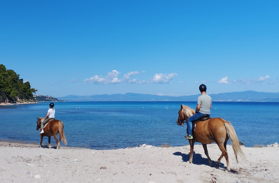 Horse riding tours in Kassandra